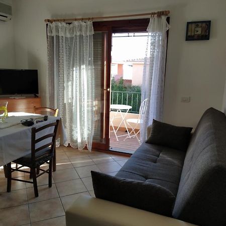 La Cala Apartment Олбия Екстериор снимка