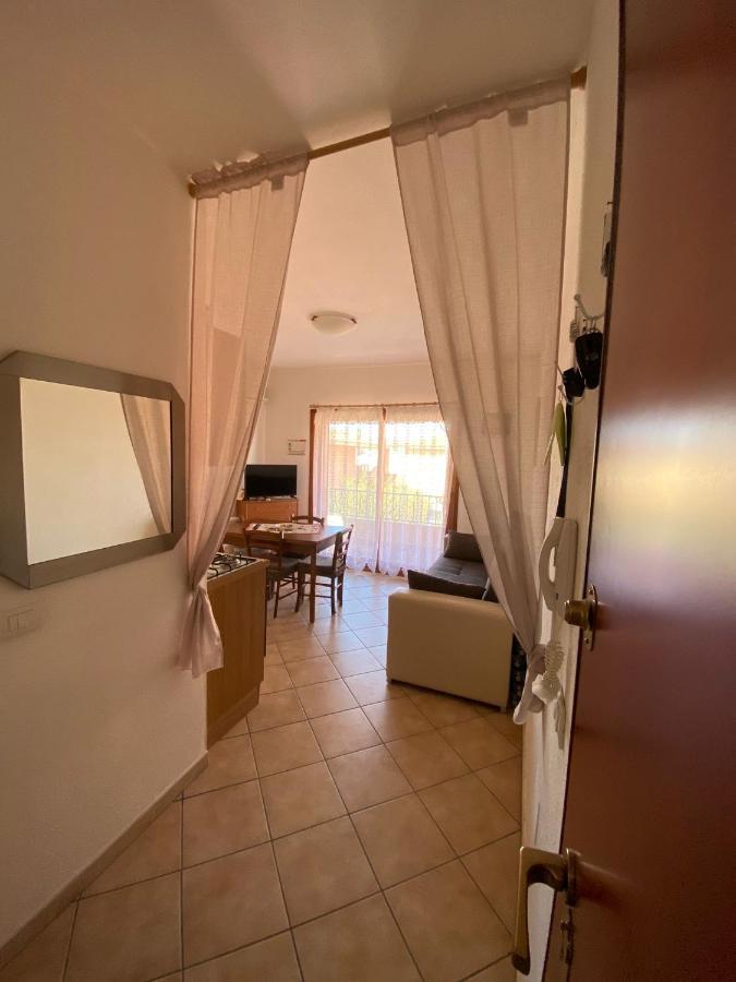 La Cala Apartment Олбия Екстериор снимка
